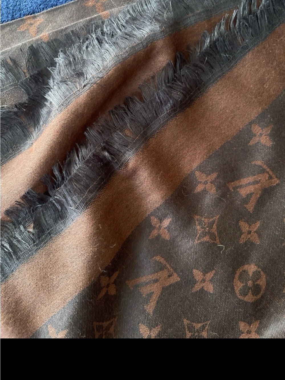 Louis Vuitton Brown and Black Monogram Fringe Scarf - Picture 2 of 12
